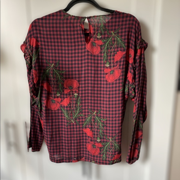 Zara basic bottom tie ruffle blouse ❤️ - Picture 3 of 4